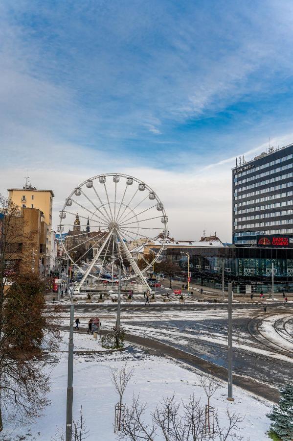 Apartman Mezonet Na Namesti Кошице Екстериор снимка