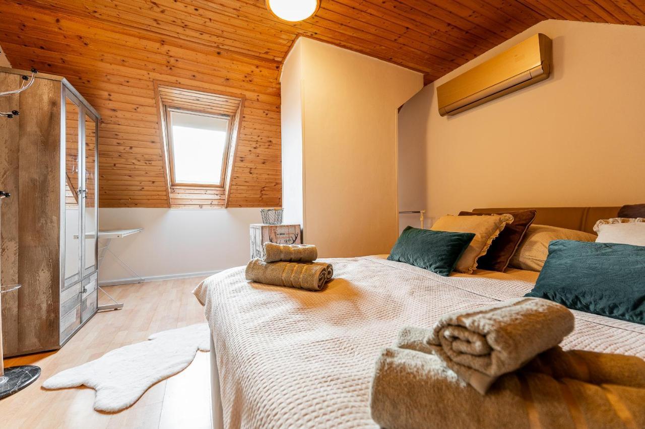 Apartman Mezonet Na Namesti Кошице Екстериор снимка