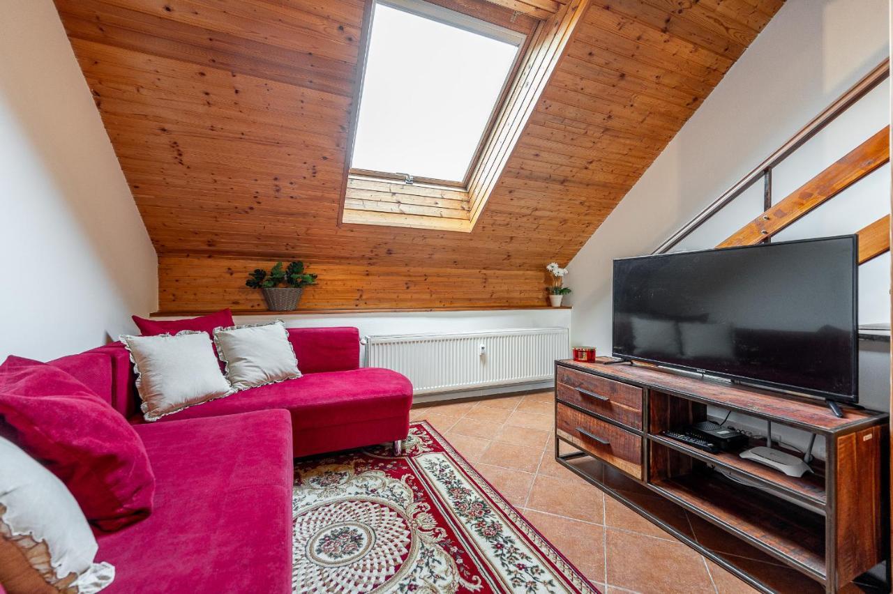 Apartman Mezonet Na Namesti Кошице Екстериор снимка